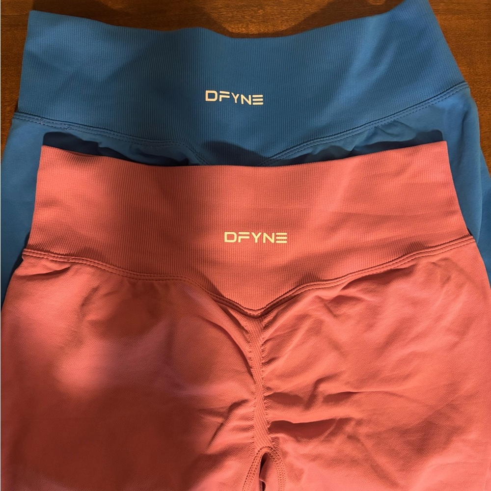 DFYNE Blue and Pink Short Set